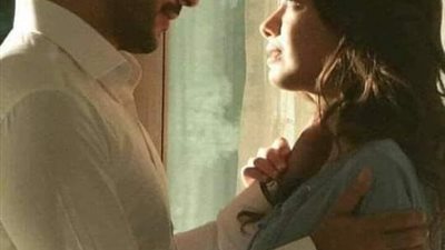 الرواية كامله عمري ما كنت أتخيل إن جوزي هيوحشني بالشكل ده بعد ما نطلق.كامله  في مرة كنت قاعدة معاه بنتفرج سوا على التليفزيون وهو قام يشرب من المطبخ، سمعت صوت رسالة جاية له على الواتس، الفضول خلاني 