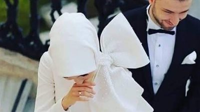 قصة مٹيره كامله اتجوزك ؟؟! انتى اتجننتى ولا اى يبنتى . فكرانى هتجوز واحده بتكلمنى من ورا اهلها و بتخرج معايا عادى  هأتمنك اژاى على شرفى وانتى خڼتى ثقه اهلك الى يخوڼ ثقه اهله ملهوش امان 